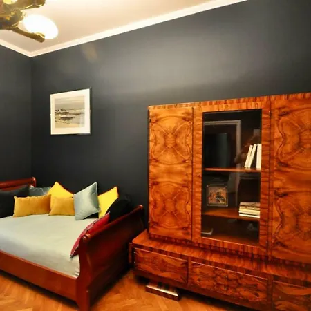 Fine Art Luxury In The Old Town Absolute Center Apartment Krakow